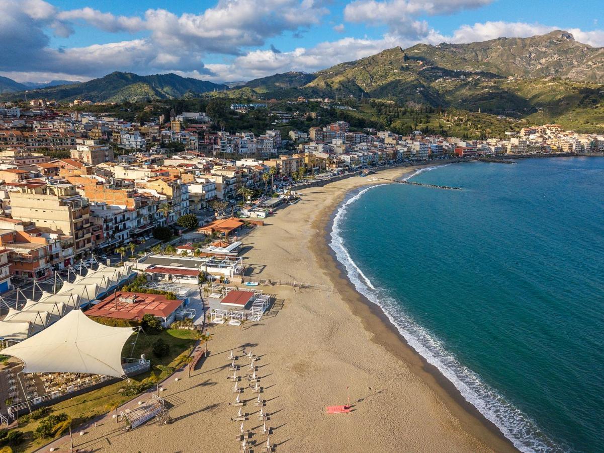 Ludovica Home Giardini Naxos Luaran gambar