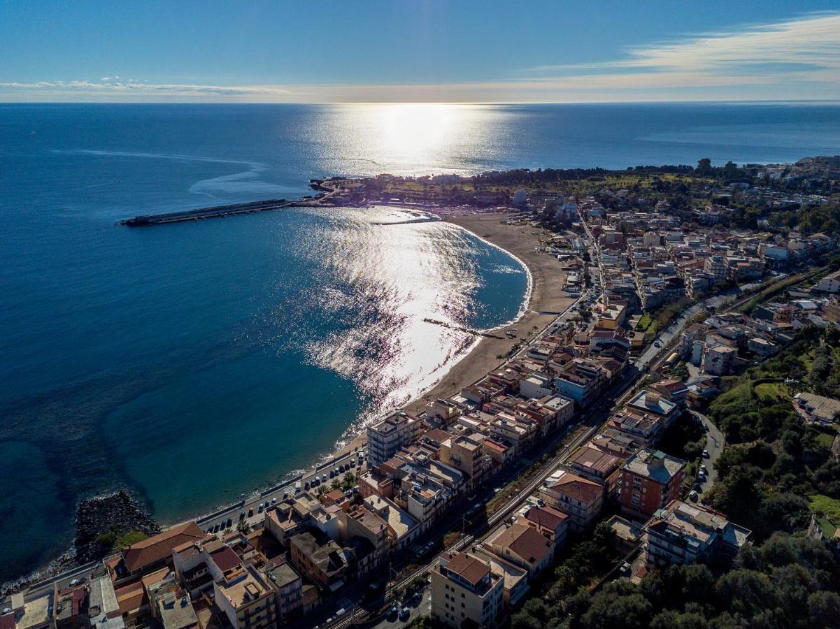 Ludovica Home Giardini Naxos Luaran gambar