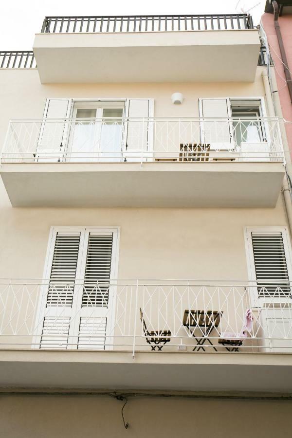 Ludovica Home Giardini Naxos Luaran gambar