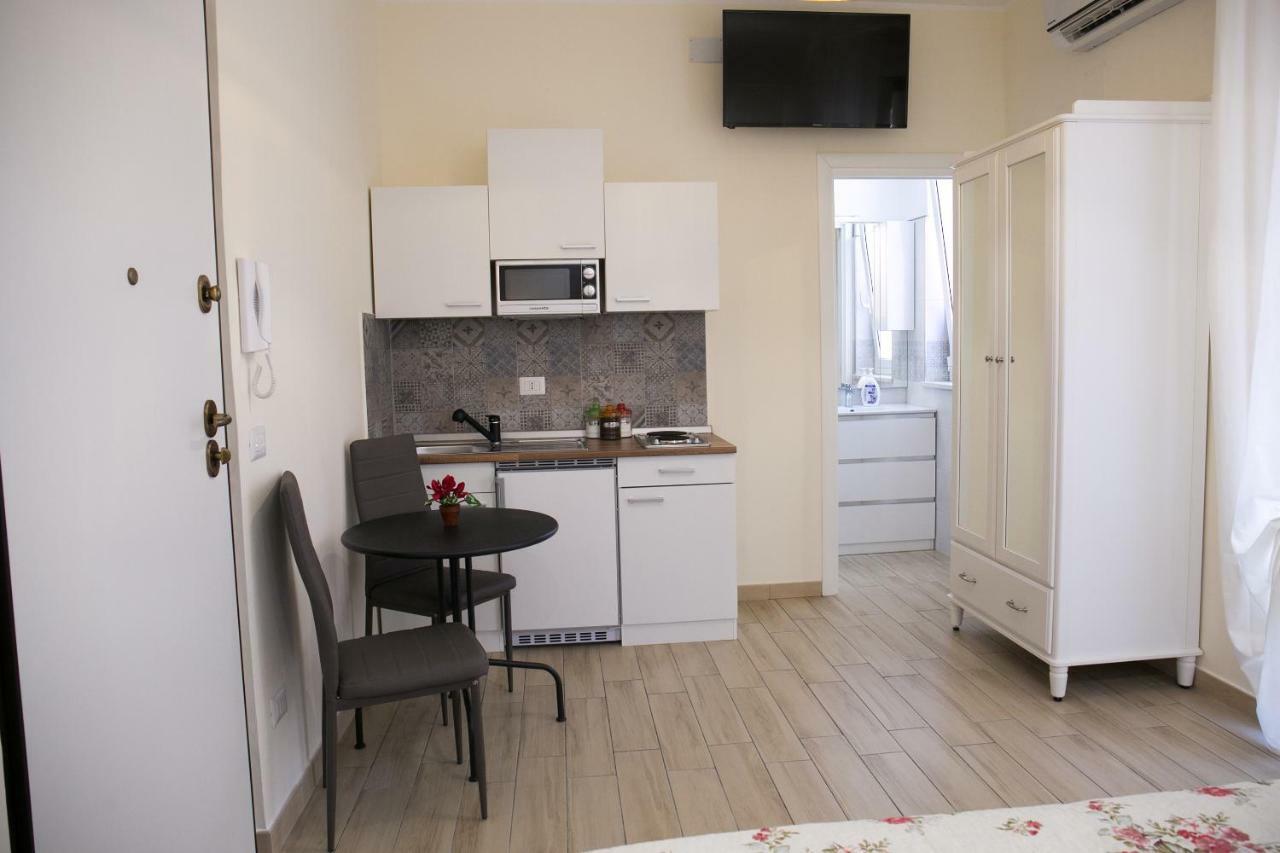 Ludovica Home Giardini Naxos Luaran gambar